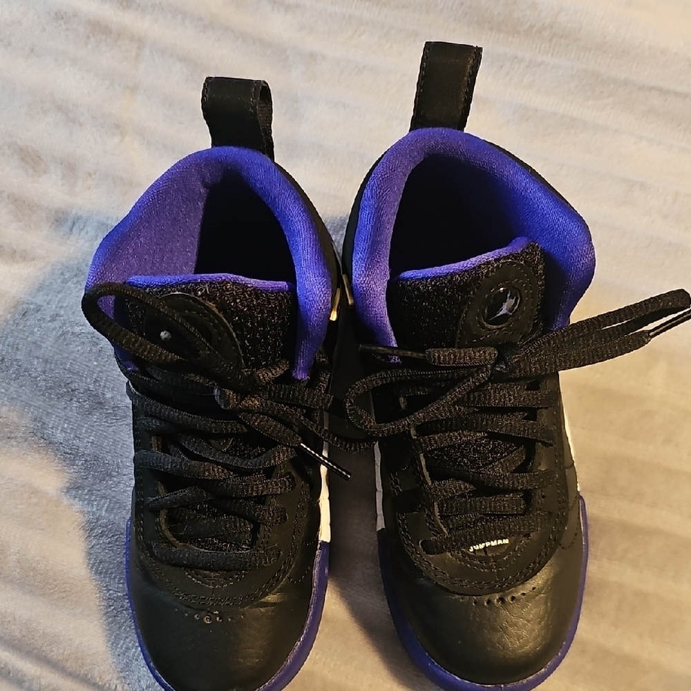 Jordan Kids Black and Purple Sneakers